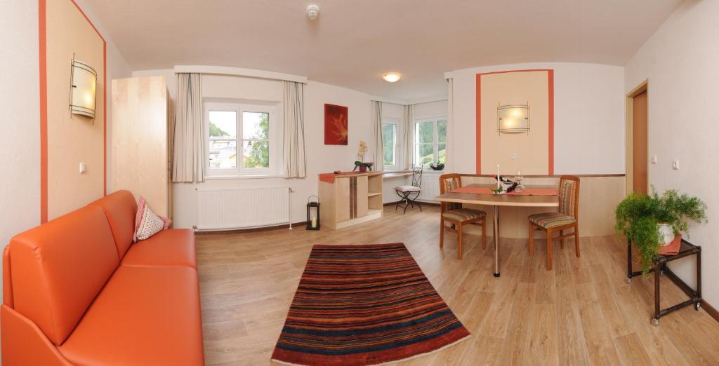 Appartements Fliana Mathon/אישגל מראה חיצוני תמונה